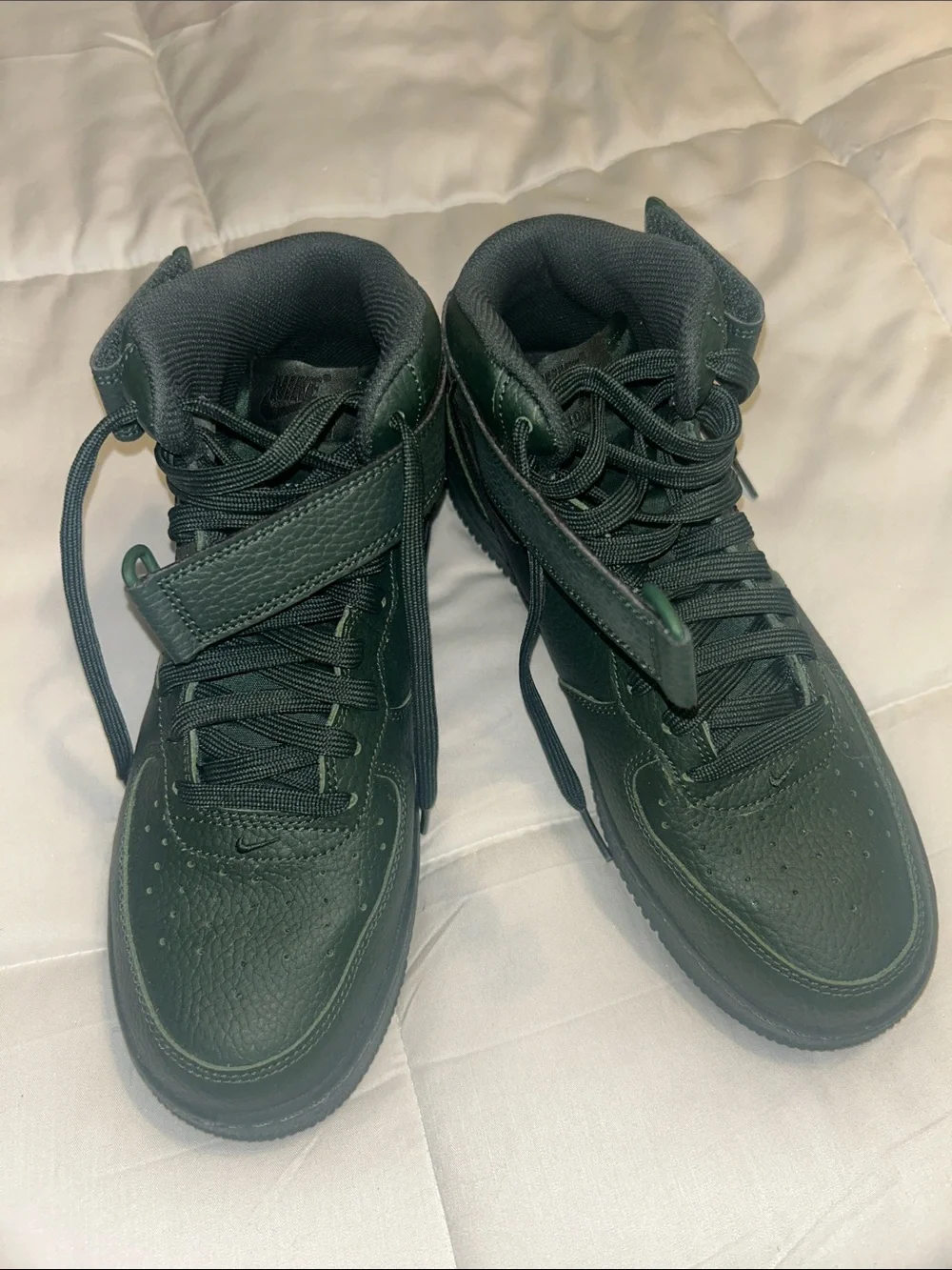 Men's Dark Green High-Top Athletic Sneakers